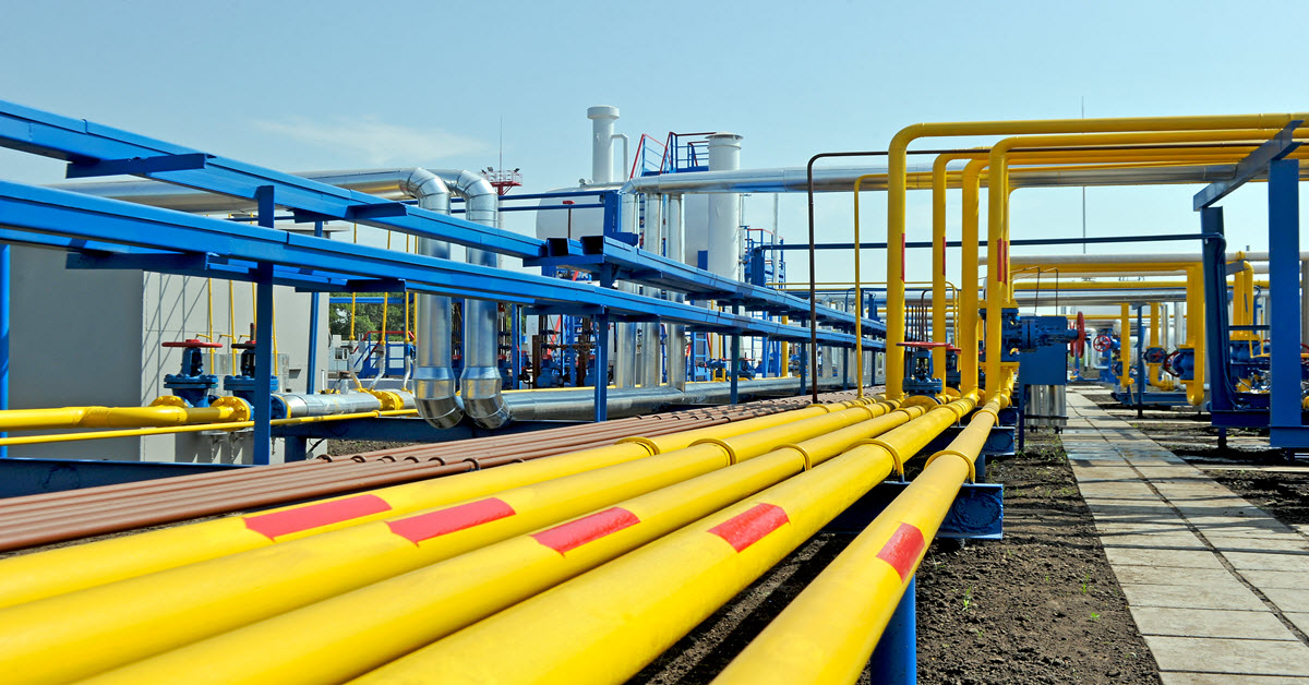 Natural Gas Prices Plummet: Opportunities and Risks for Investors